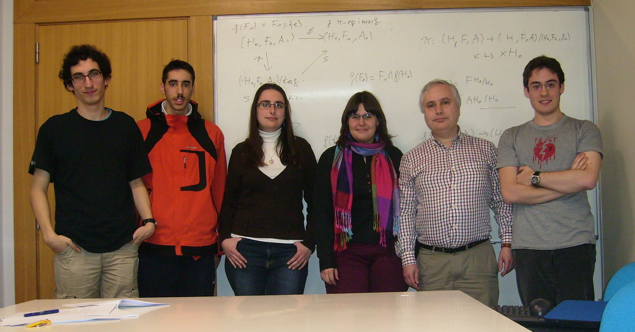 Group of people that attened the Graph Theory Seminar using the Moore method